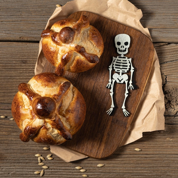 Surtido de pan de muerto tradicional