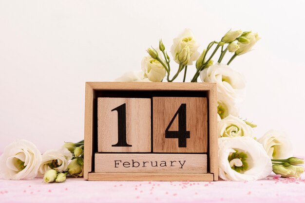 Surtido para San Valentín con hermosas flores.