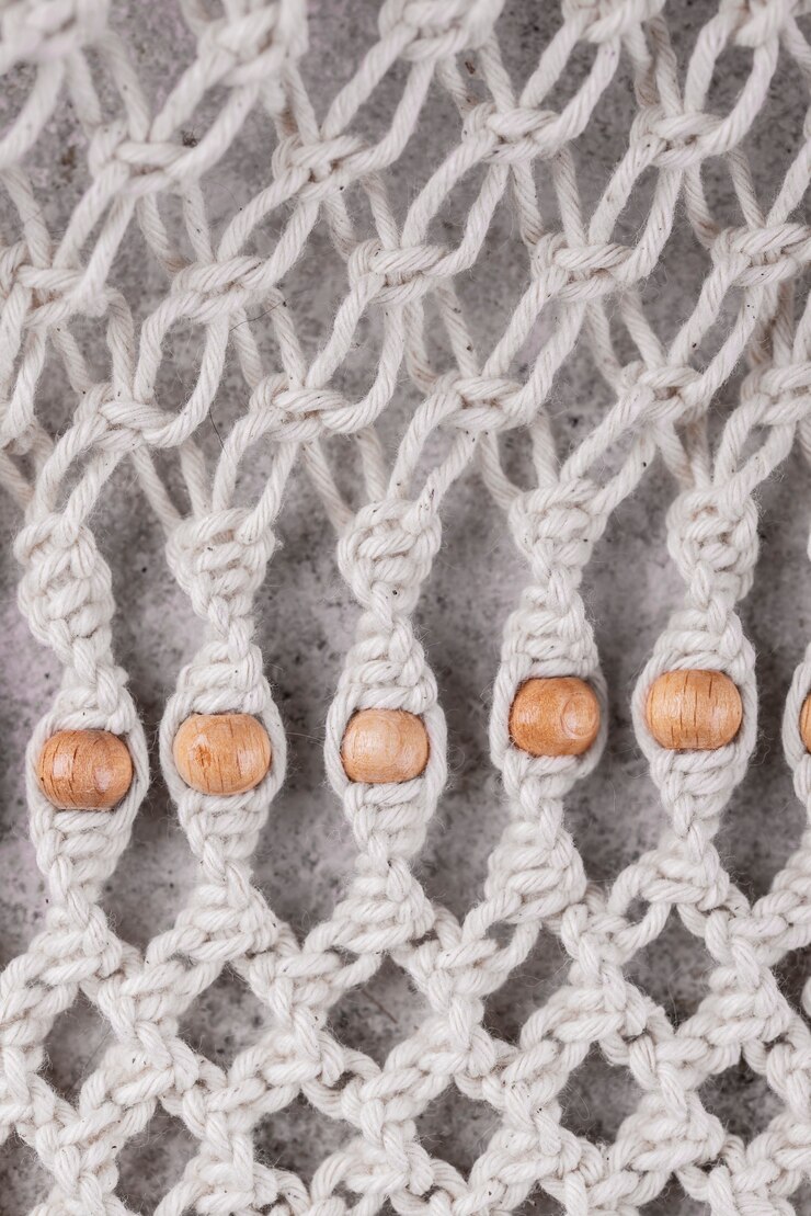 Foto gratuito surtido tradicional de macramé en interiores