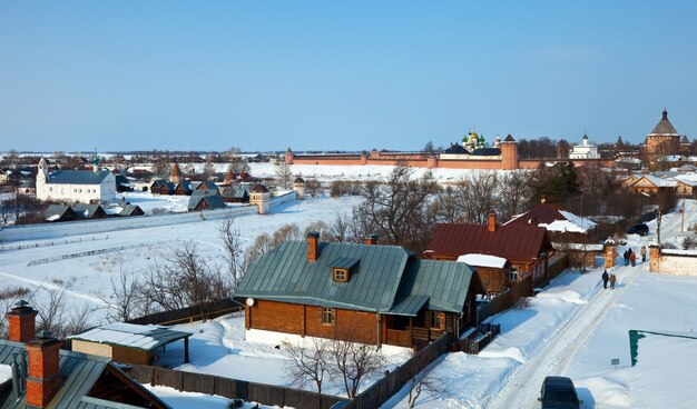 Suzdal en invierno. Rusia