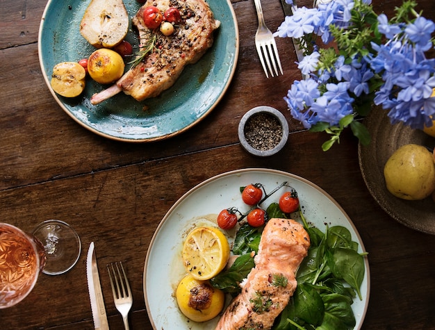 Tabla para dos ideas de recetas de fotografía de alimentos