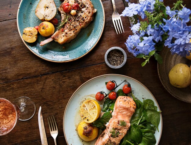 Tabla para dos ideas de recetas de fotografía de alimentos