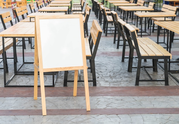 Foto gratuita tabla de menú vacía