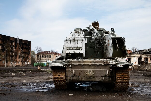 Tanque destruido guerra rusa en ucrania