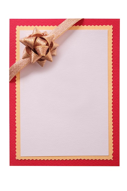 Tarjeta de navidad en blanco blanco arco rojo decoración vertical