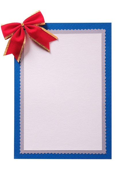 Tarjeta de Navidad decoración de lazo rojo vertical aislado