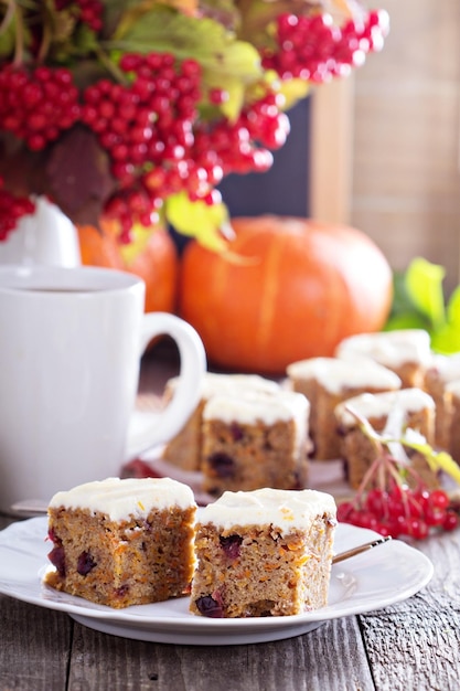 Tarta de calabaza y zanahoria con queso crema