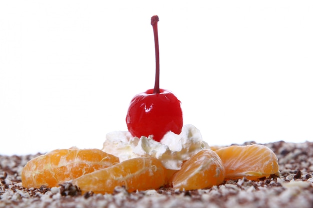 Tarta de frutas con cereza del desierto