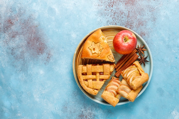 Tarta de manzana casera, tarta y galette.