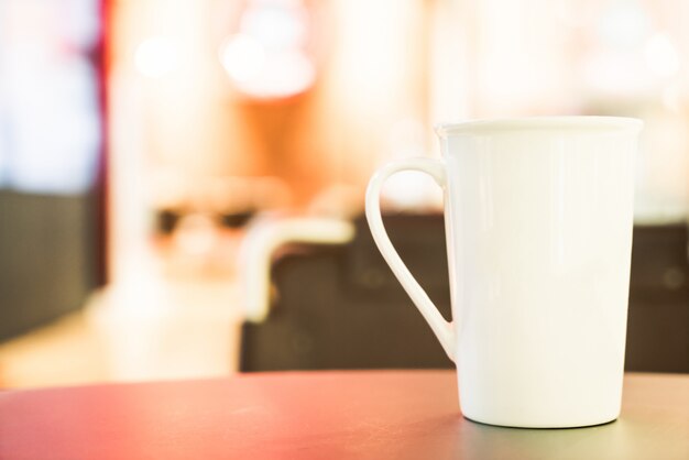 Taza de cafe blanco