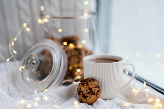 Taza de té y galletas