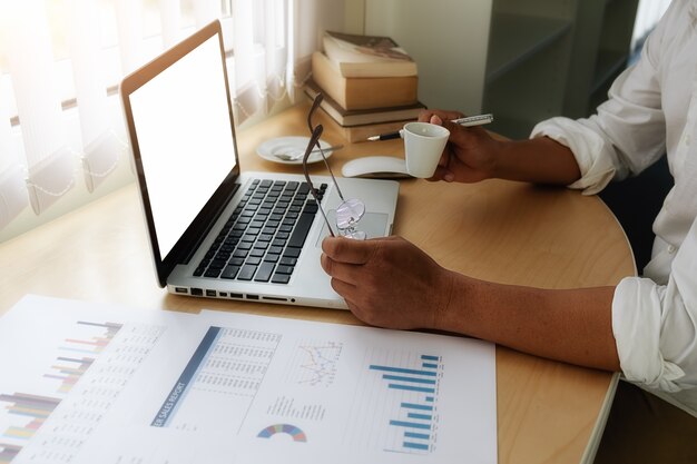 Tecnología de datos balance informe diagrama comunicación