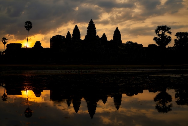 El Templo De Angkor Wat En Camboya