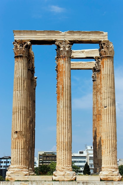 Foto gratuita templo griego en ruinas