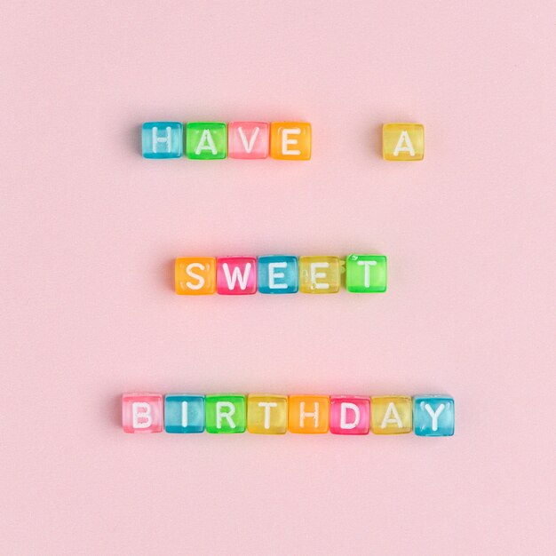 TENGA UN DULCE CUMPLEAÑOS perlas letras tipografía palabra