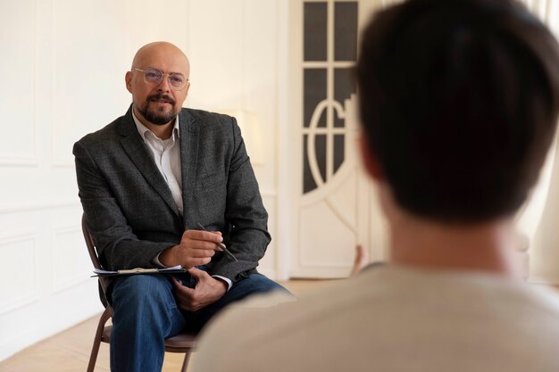 Terapia familiar en el consultorio del psicólogo.