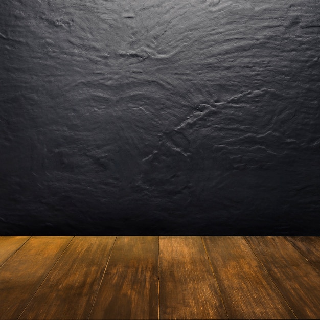 Foto gratuita textura de madera mirando hacia fondo negro