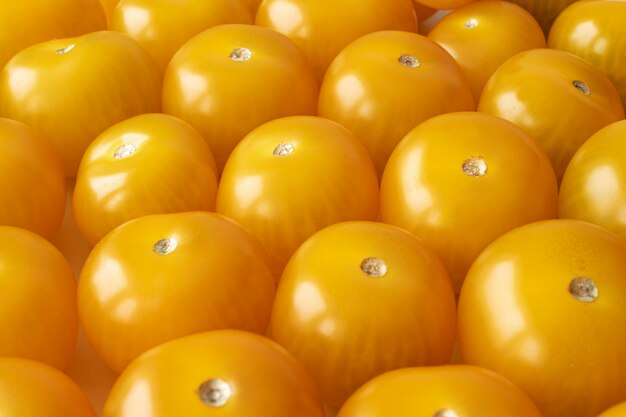 Textura de primer plano de tomates amarillos