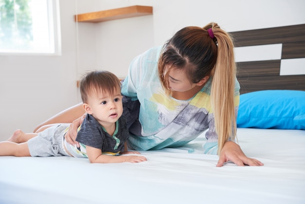 Tiempo en casa con niño