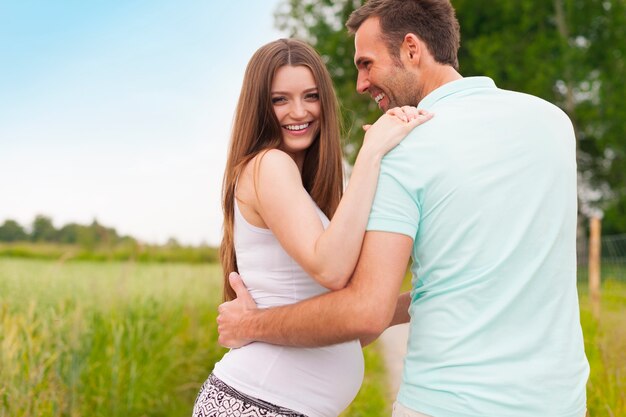 Tiempo feliz para los futuros padres