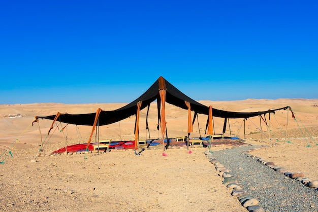 Tienda bereber en el desierto de agafay