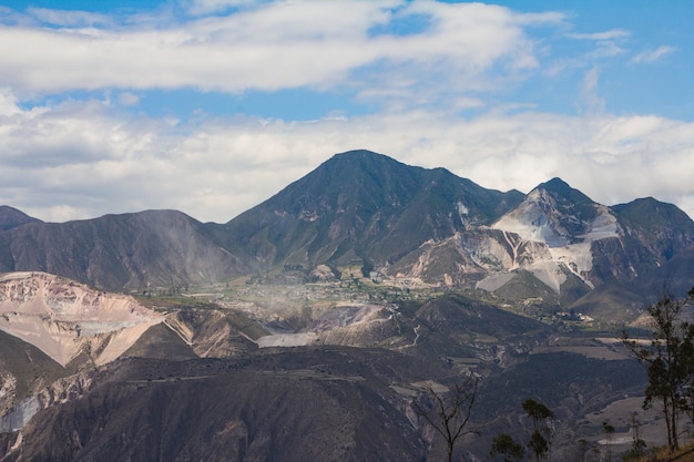 Tiro hermoso panorama de montañas