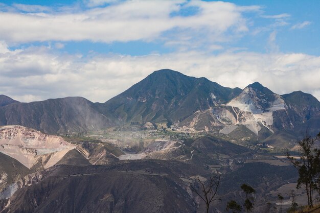 Tiro hermoso panorama de montañas