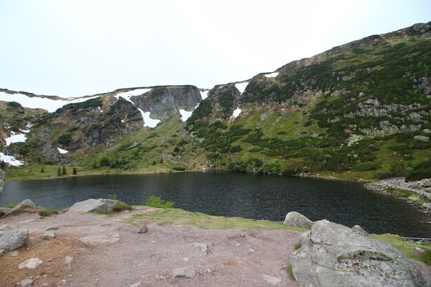 Toma de paisaje del parque nacional karkonosze jelenia polonia