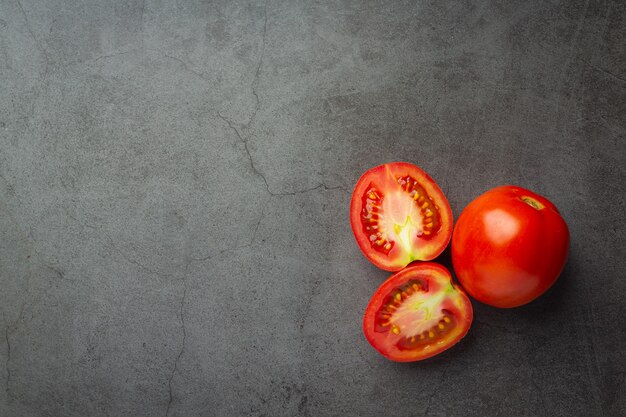 Tomates frescos listos para cocinar