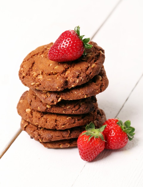 Torre de galletas de avena y bayas