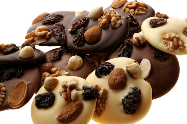 Trozos de chocolate con nueces