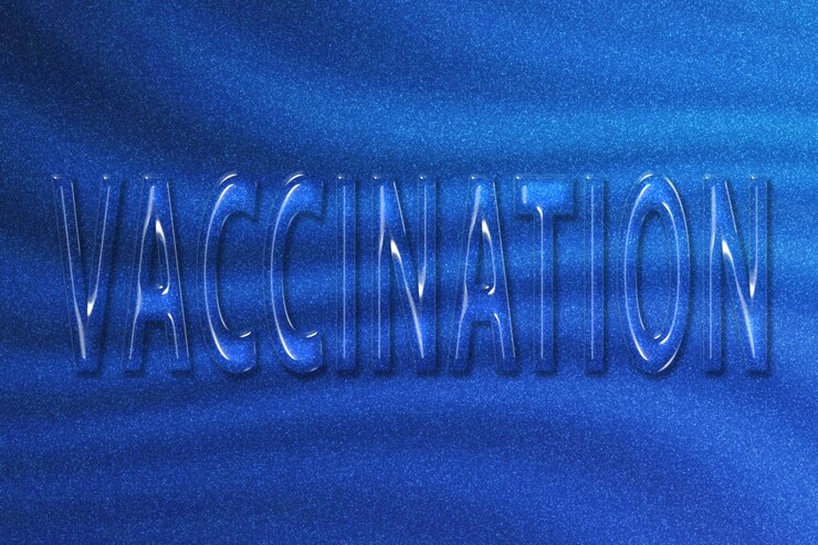 Foto gratuito vacunación, medicina preventiva, texto de vacunación para la inmunización contra el coronavirus covid 19, fondo de brillo azul