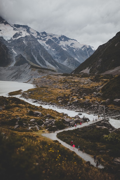 Valley Track con vistas al monte Cook en Nueva Zelanda