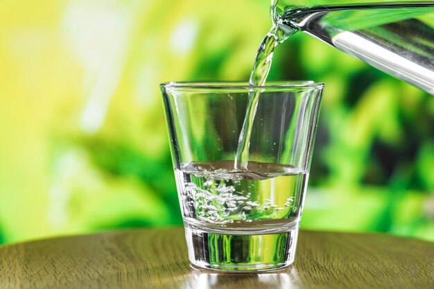 Un vaso de agua macro disparo