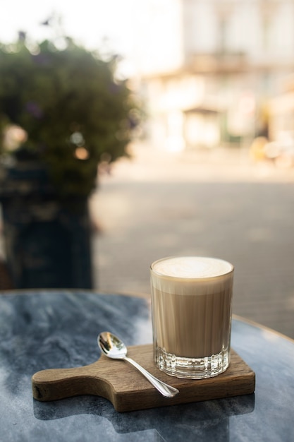 Foto gratuita vaso con delicioso café