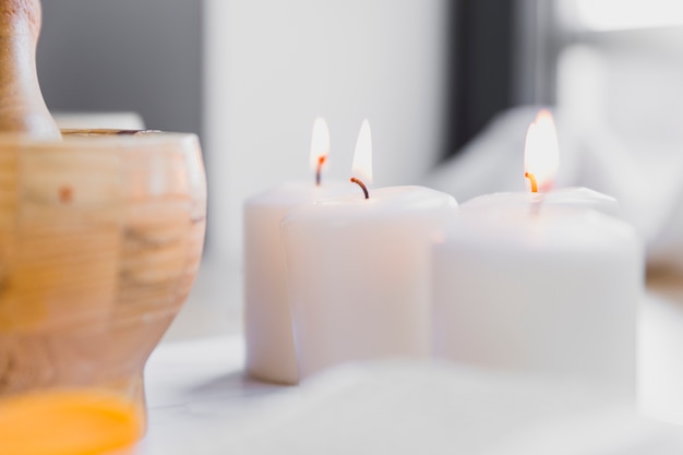 Velas aromáticas de primer plano