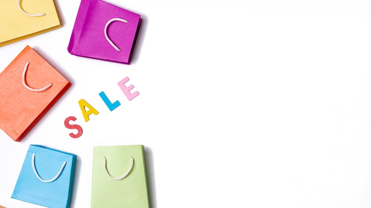 Foto gratuito ventas con concepto de bolsas de papel