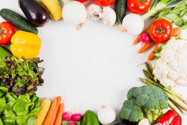 Verduras con espacio circular