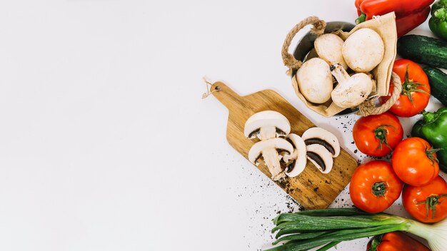 Verduras y espacio a la izquierda