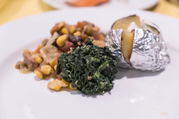 verduras fritas patatas espinacas