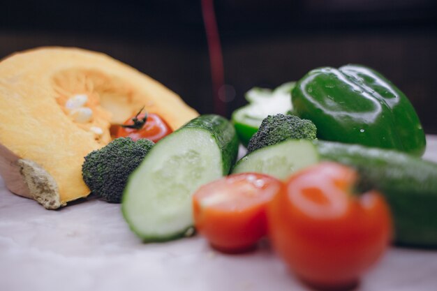 Verduras en la mesa