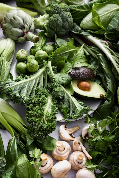 Verduras verdes planas laicos estilo de vida saludable