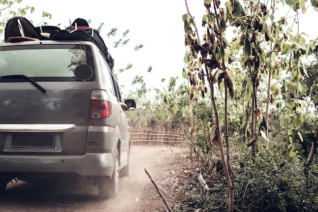 viaje de surf