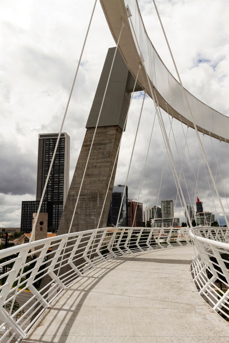 Foto gratuito la vida en el paisaje de méxico con un puente genial.