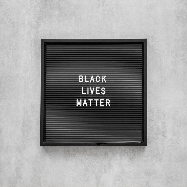 Las vidas negras importan con marco