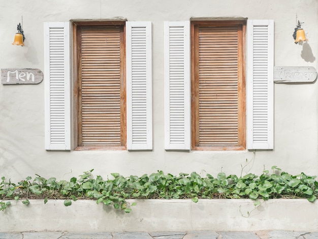 Foto gratuita viejo patrón de ventana