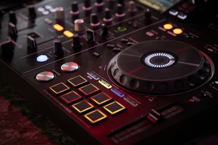 Photo Gratis view of dj equipment and electronics