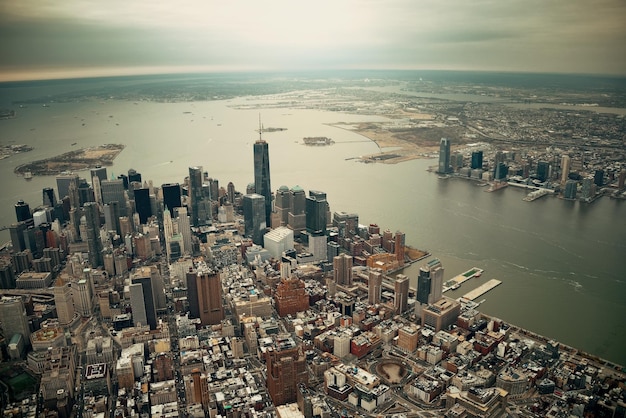 Foto gratuita vista aérea del centro de manhattan de nueva york