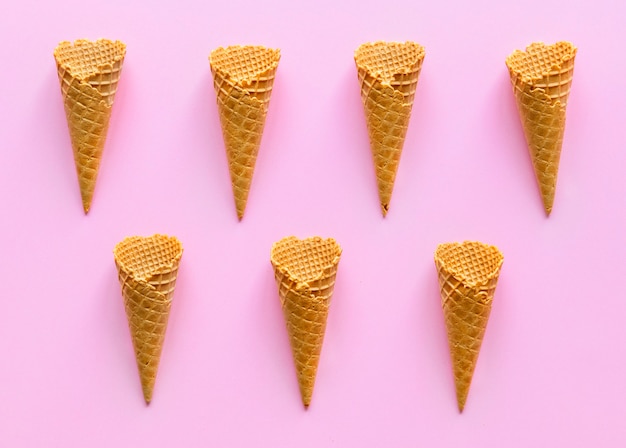Vista aérea de conos de waffle de helado