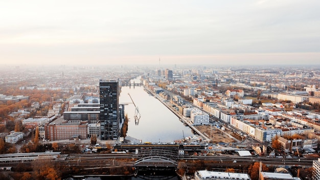 Foto gratuita vista aérea de drones de berlín alemania